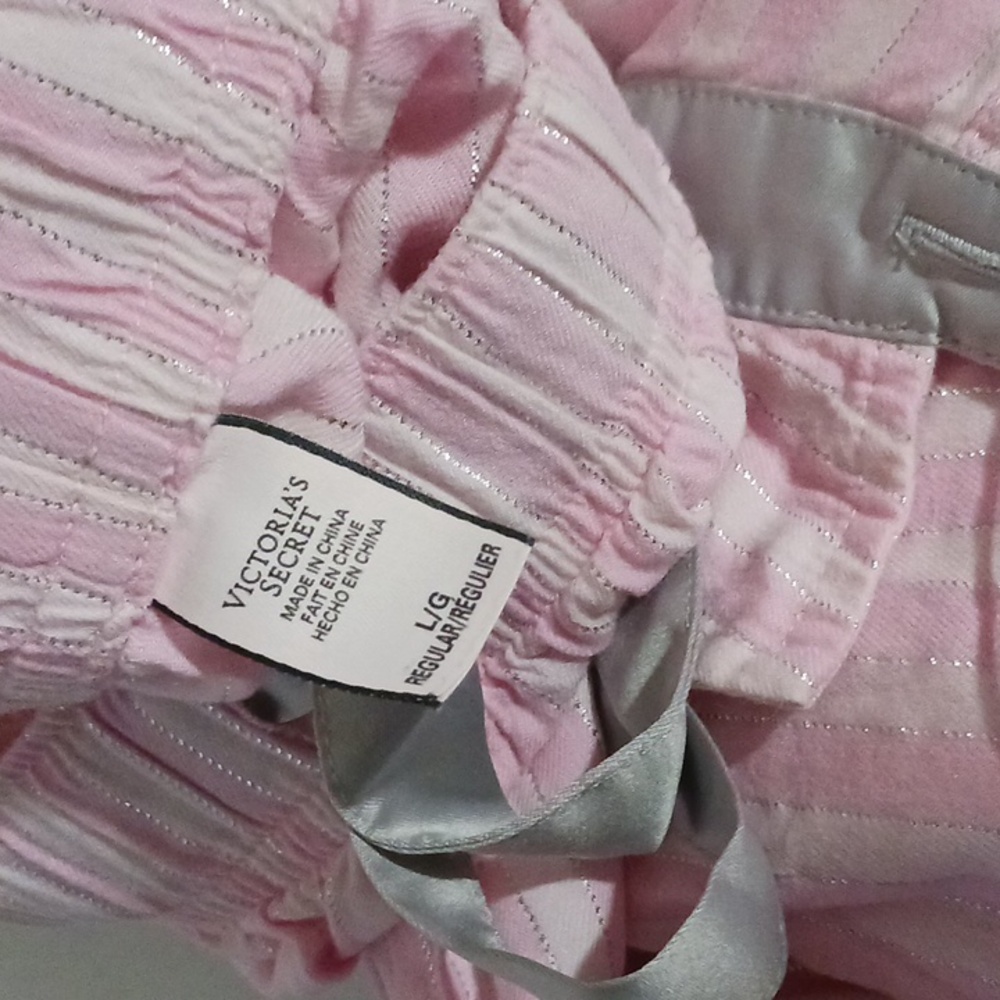 Victoria's Secret PJs - Picture 4 of 5